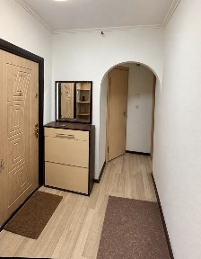 Продам затишну 2-кімнатну квартиру - заходь і живи!