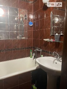 Здам в оренду кімнату на вул. Героїв Крут довгостроково • ID 35053789