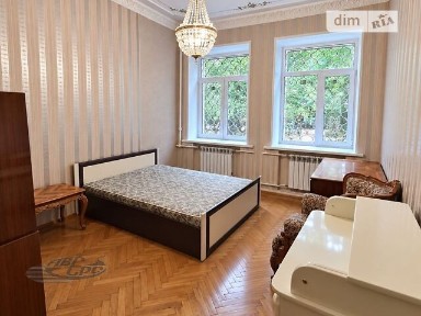Продаж 3к квартири 71 кв. м на вул. Чернишевська 69 • ID 35054541