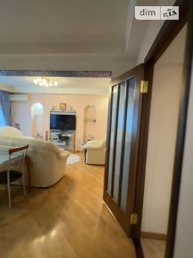 Продаж 2к квартири 71 кв. м на просп. Соборний 68/24 • ID 35053689
