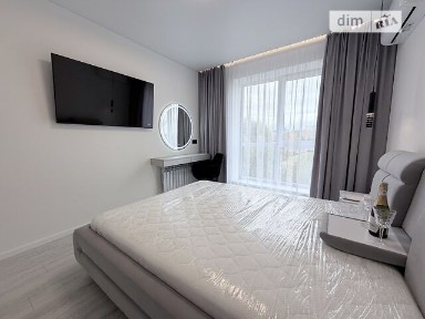 Продаж 1к квартири 43 кв. м на вул. Різдвяна 1В • ID 35052889