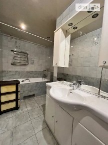 Продаж 3к квартири 70 кв. м на вул. Вернадського Володимира 1 • ID 35052725