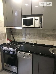 Продається чудова 2 кімнатна квартира Юлії Здановської 5