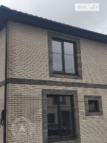 Продаж 2 поверхового дуплекса з ділянкою на 1.5 сотки, 95 кв. м, 3 кімнати, на вул. Лісова • ID 35054008