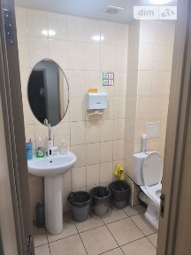 Здається спеціальне приміщення на просп. Соборний 149, площа 404.2 кв. м • ID 35055996