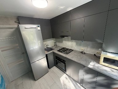 Продаж 2к квартири, р-н 101ий. Все залишається. Можна зайти і жити!