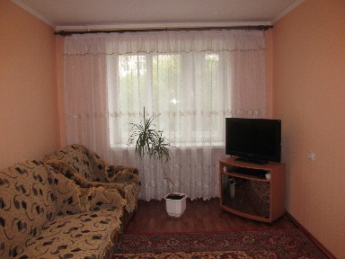 Продам 1 кімнатну квартиру по вул. Мазепи ( р-н Баму-Макдональса)