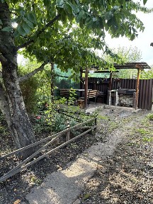 Продам половину будинку