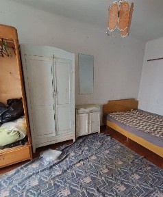 Здається 3 кімнатна! Центр!