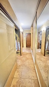 Продам 3 х кімнатну квартиру у районі Малікова з роздільними кімнатами