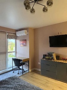 Здається повністю автономний дуплекс 100 м² у довгострокову оренду