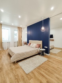 Продам свою затишну 1к квартиру 65 м² з власним двором та терасою, формат таунхаус. Залізничний вокзал (Сортіровка)