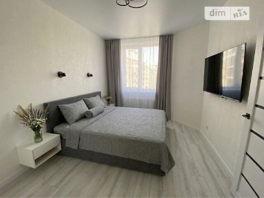 Довготривала оренда 1к квартири на вул. Миру 12 • ID 35056797