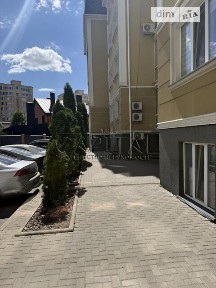 Продаж офісного приміщення 37 кв. м. на 1 поверсі на вул. Миру 13, п'ятиповерхова будівля • ID 35057134