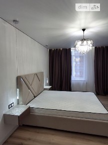 Продаж 1к квартири 41 кв. м на вул. Смакули 8 • ID 35057839