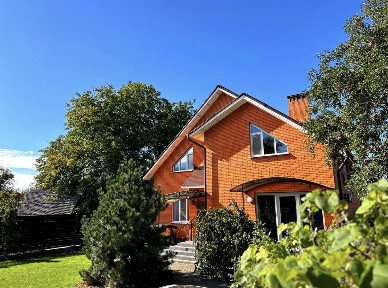 Продаж будинку 300 м², Дачна вул.