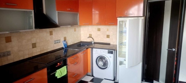 Оренда 1-кімнатної квартири 45 м², Вишняківська вул., 1