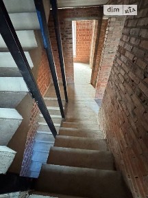Продаж 3 поверхового таунхауса з ділянкою на 2 сотки, 132 кв. м, 4 кімнати, на вул. Тищенка 16 • ID 35058894