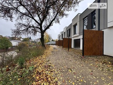 Продаж 2 поверхового таунхауса з ділянкою на 2 сотки, 135 кв. м, 4 кімнати, на вул. Л. Українки • ID 35058654