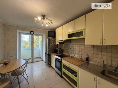Довготривала оренда 3к квартири на вул. Галицька 10 • ID 35059190