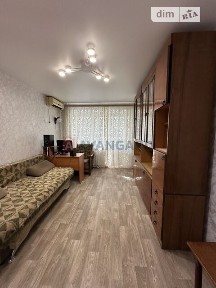 Продаж 3к квартири 50 кв. м на вул. Нижньодніпровська 14А • ID 35058842