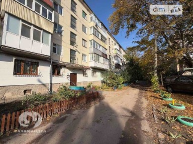 Продаж 3к квартири 56.9 кв. м на вул. Навроцького 15 • ID 35056892