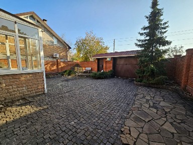 Продам будинок в Дніпрі