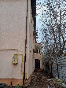 продам будинок 640 кв м 10 соток