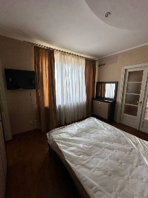 Оренда 3х кім квартири 4/4 поверх | 80 м2 Львів | центр| площа Петрушевича