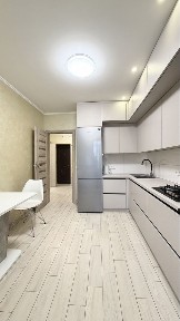 Оренда 1 кім 45м2 в новобудові по вул. Зелена (Авторинок)