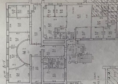 Здається в оренду нежитлове приміщення загальною площею 425 м² в Центрі міста