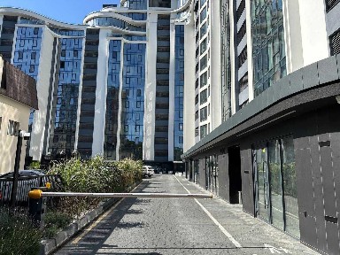 Преміальна квартира біля озера та парку Шевченка