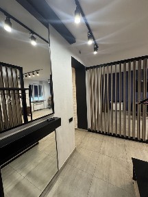 Продам 2 комн квартиру в центре
