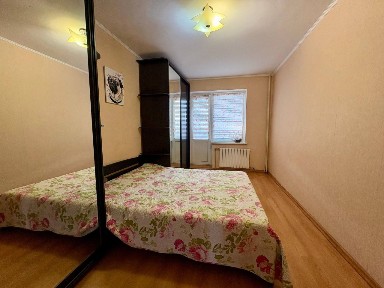 Продається 4 кім. кв. на пр. Лушпи. Автономне опалення. ЄВідновлення