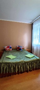Оренда житла на 1 місяць для 2-х військових Вільно !