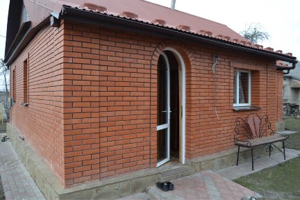 Оренда гостьового будиночка та котеджу біля Лаври Подобово