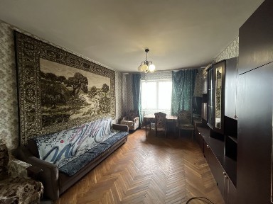 Продаж 3-кімнатної квартири у Вишневому