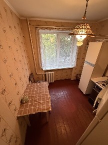 Можна з тваринами ! Заселення відразу 1 кім по вул Першотравнева