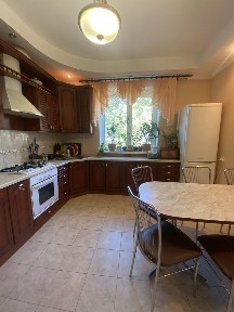 Продам будинок Житомир ( район Максютоаа)