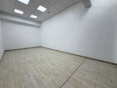 Продаж торгово-офісного приміщення 26.8 м², вул. Успенська, Стрий
