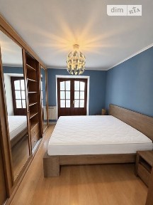 Продаж 3к квартири 60 кв. м на вул. Березняківська 4 • ID 35063070