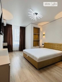 Продаж 1к квартири 43 кв. м на вул. Євгена Чикаленка • ID 35063000