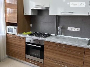 Продаж 3к квартири 77 кв. м на вул. Довженка Олександра 12 • ID 35063033