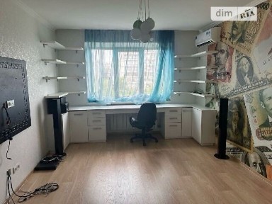 Продаж 3к квартири 65 кв. м на вул. Звенигородська • ID 35062760