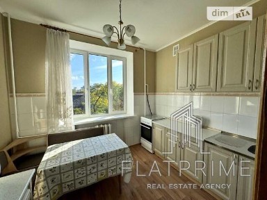 Продаж 2к квартири 57 кв. м на вул. Новодарницька 13 • ID 35065804