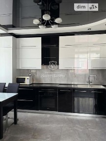Продаж 3к квартири 83.7 кв. м на вул. Сім'ї Кульженків 35 • ID 35065880