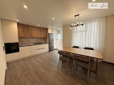 Продаж 3к квартири 97 кв. м на вул. Будного Степана • ID 35065553