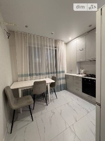 Продаж 2к квартири 50 кв. м на вул. Академіка Амосова 18 • ID 35065428