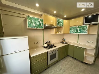 Продаж 3к квартири 67 кв. м на вул. Грушевського Михайла 16 • ID 35064650