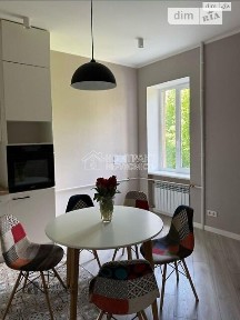 Продаж 3к квартири 74 кв. м на вул. Кримська • ID 35065097